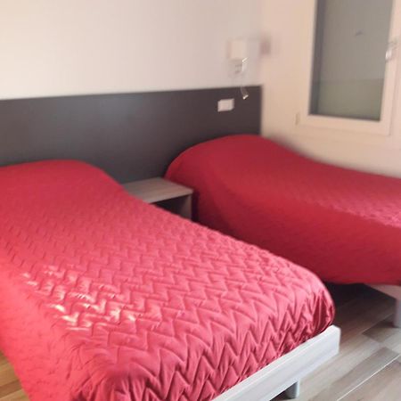 Locanda Mirafiori 호텔 산도나디피아베 외부 사진